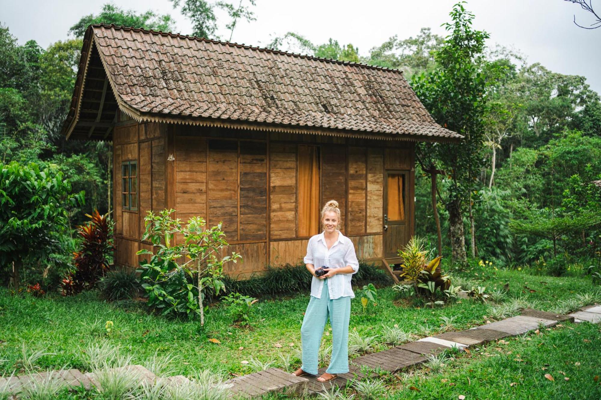 Oemah Tepi Sawah Lodge *